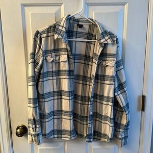 Patagonia thick and warm flannel shirt. Size Small.